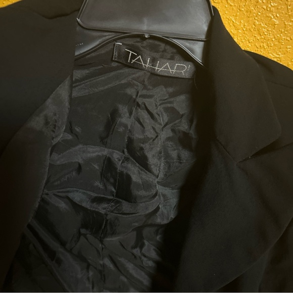 Tahari Black Blazer - Picture 7 of 7